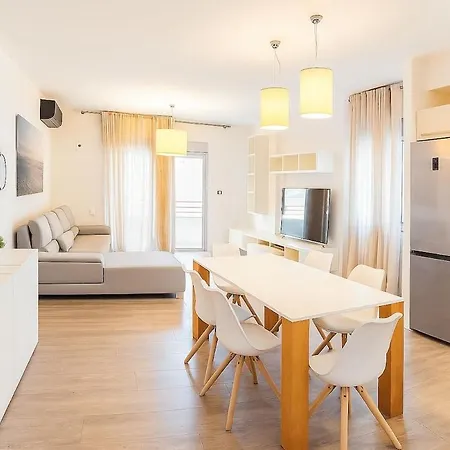 Blloku Location * Τίρανα