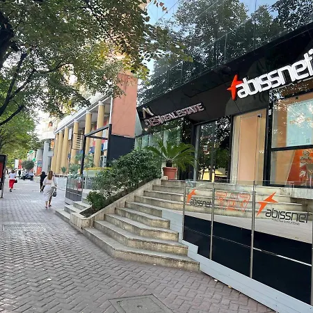 Apartamento Blloku Location